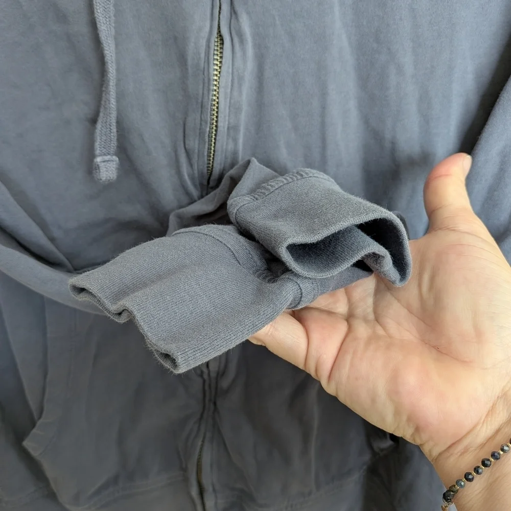 Men's Gray Brace Hoodie Sweater Size Small